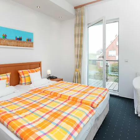 Haus Koebesine 15 *