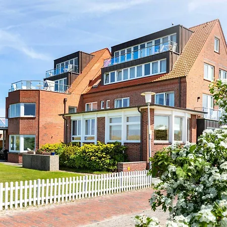 Haus Koebesine 15 * جويست