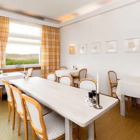 Haus Koebesine 15 *